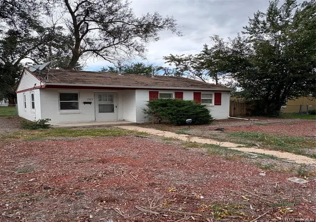 1st image of 1565 Xanthia St, Denver, CO 80220 | MLS# 5242300