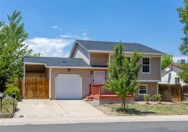 Photo 1 of Single family home for sale at 1495 S Biscay Ct, Aurora, CO 80017 | MLS# 9794619 | Listing updated on 2026-08-17
