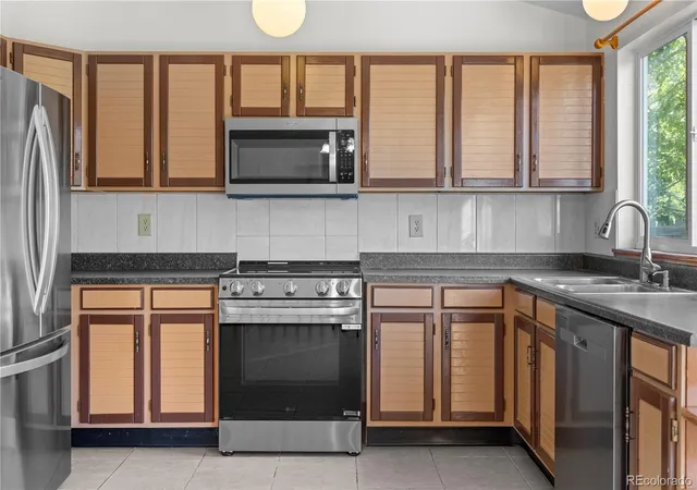 Photo 4 of Sale Pending at 16114 E Iowa Ave, Aurora, CO 80017 | MLS# 5268937 | Listing updated on 2026-09-03