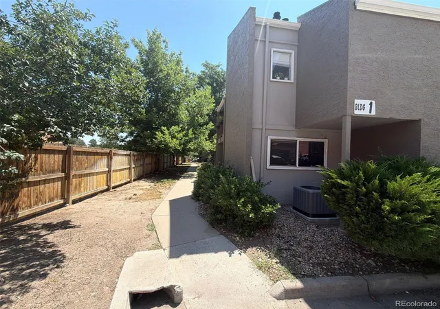 2nd image of 5300 E Cherry Creek South Dr #111, Denver, CO 80246 | MLS# 9338567