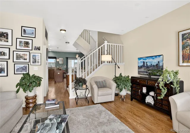Photo 4 of Townhouse for sale at 6907 W Virginia Pl, Lakewood, CO 80226 | MLS# 1687519 | Listing updated on 2026-09-02