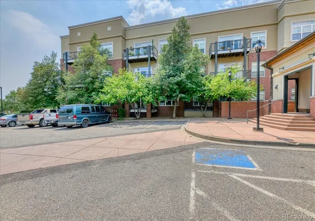 2nd image of 5401 S Park Ter Ave, Greenwood Village, CO 80111