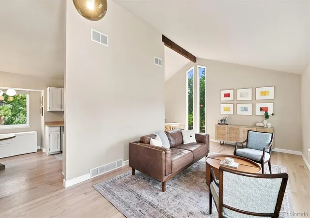 3rd image of 10919 E Maplewood Dr, Englewood, CO 80111 | MLS# 4192404