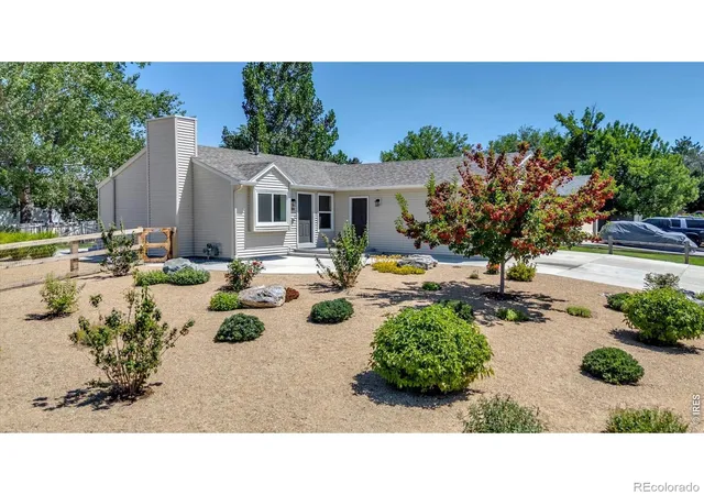 Photo 1 of Single family home for sale at 2058 Sumac St, Longmont, CO 80501 | MLS# IR1064703 | Listing updated on 2026-09-22