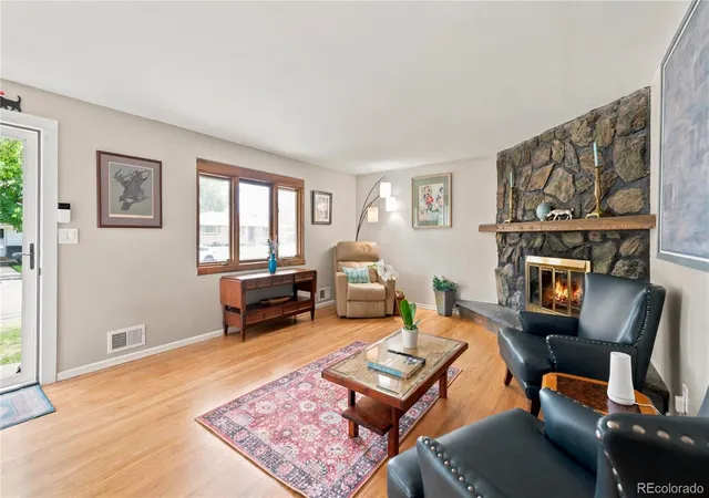 4th image of 6521 S Logan St, Centennial, CO 80121 | MLS# 6837085