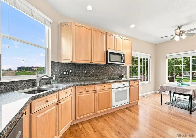 5th image of 10361 Winona Ct, Westminster, CO 80031 | MLS# 5085800