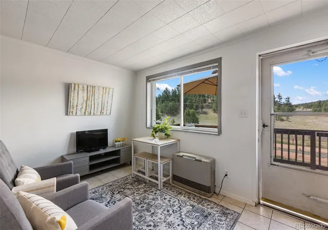 4th image of 301 Circle Dr, Florissant, CO 80816 | MLS# 2709306