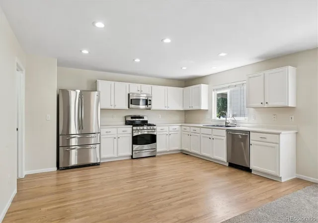 1st image of 9849 Chatswood Trl, Highlands Ranch, CO 80126 | MLS# 1567432