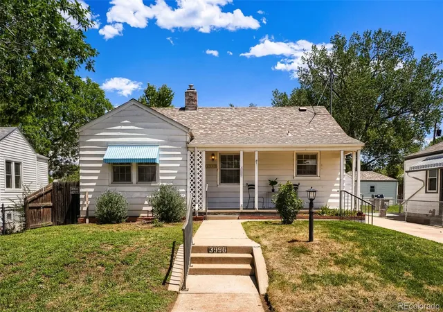 2nd image of 3990 S Logan St, Englewood, CO 80113 | MLS# 8090624