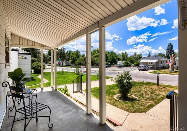3rd image of 3990 S Logan St, Englewood, CO 80113 | MLS# 8090624
