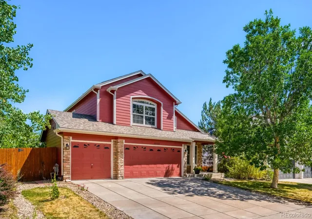 Photo 2 of Single family home for sale at 1959 Granger Cir, Castle Rock, CO 80109 | MLS# 6396254 | Listing updated on 2026-09-19