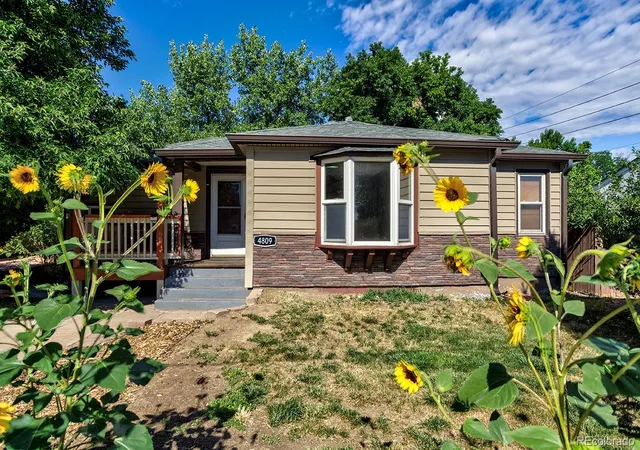 1st image of 4809 S Logan St, Englewood, CO 80113 | MLS# 2834995