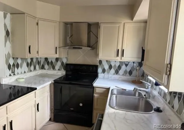 5th image of 1811 S Quebec Wy #256, Denver, CO 80231 | MLS# 7241271