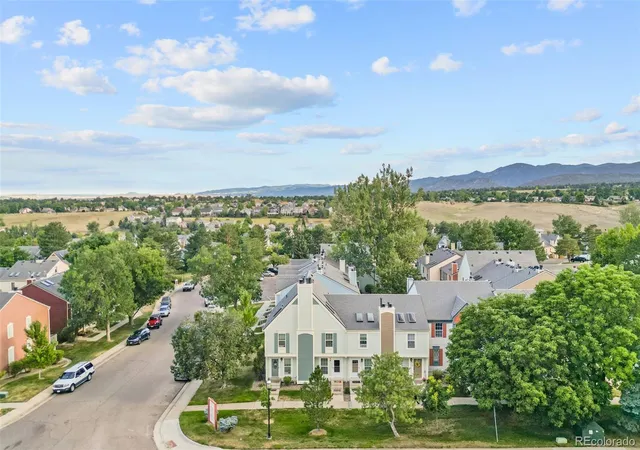 Photo 3 of Townhouse for sale at 6712 S Independence St, Littleton, CO 80128 | MLS# 8113618 | Listing updated on 2026-09-04