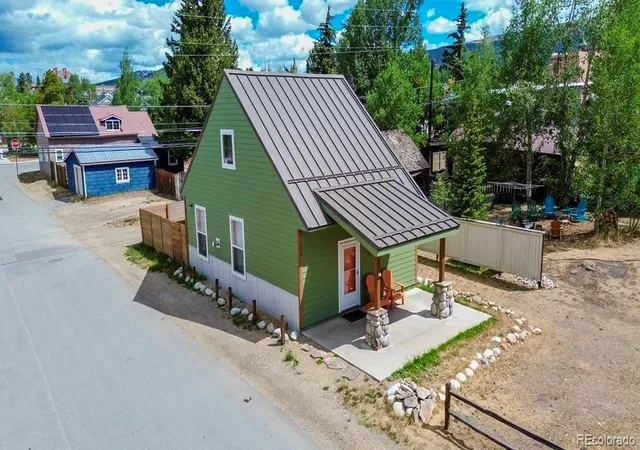 Photo 3 of Single family home for sale at 146 W 4th Street, Leadville, CO 80461 | MLS# 7555372 | Listing updated on 2026-08-14