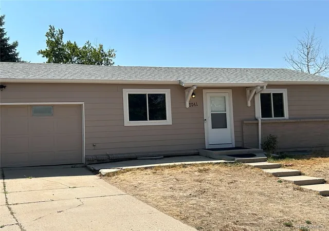 Photo 1 of Single family home for sale at 3941 S Pagosa St, Aurora, CO 80013 | MLS# 1589321 | Listing updated on 2026-08-13