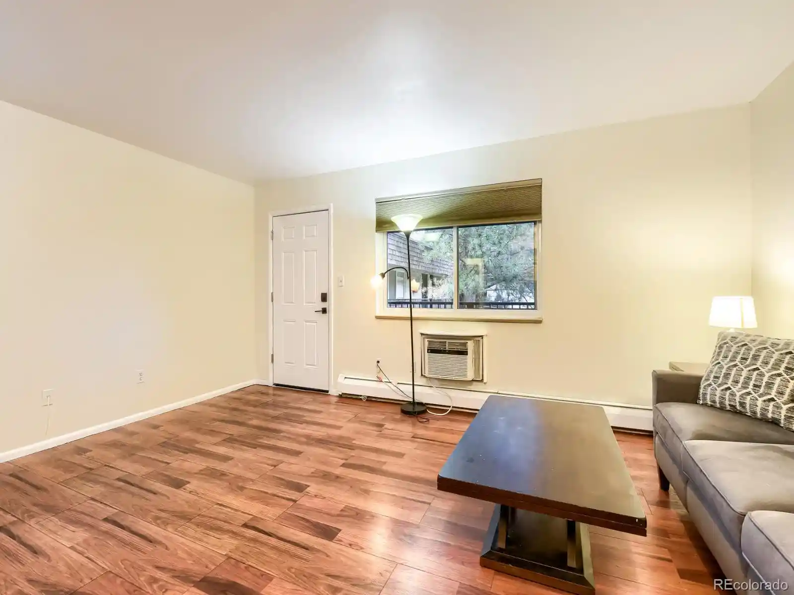 Listing Photo 2 - Condo for sale in 5875 E Iliff Ave located at 5875 E Iliff Ave, Denver, CO 80222 - Unit #318