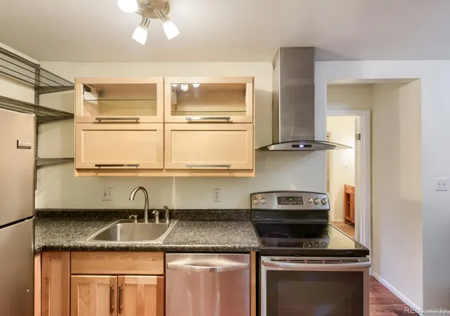 Listing Photo 4 - Condo for sale in building located at 5875 E Iliff Ave, Denver, CO 80222 - Unit #318