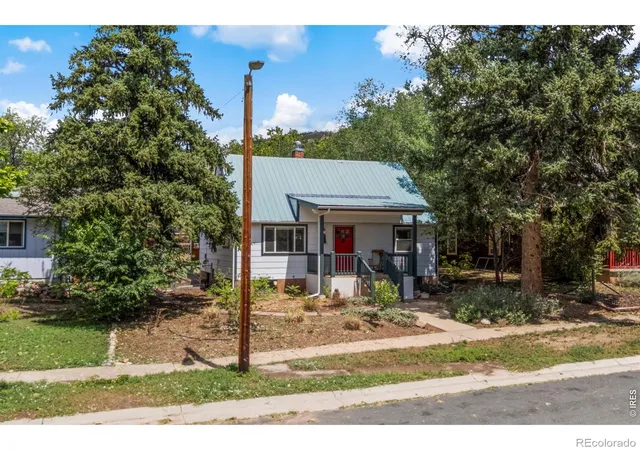 3rd image of 240 Main St, Lyons, CO 80540 | MLS# IR1064761