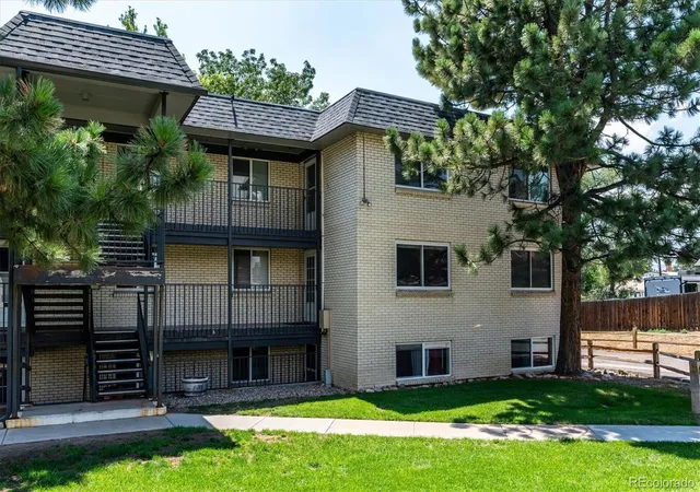 28th image of 1723 Robb St #14, Lakewood, CO 80215 | MLS# 6956956