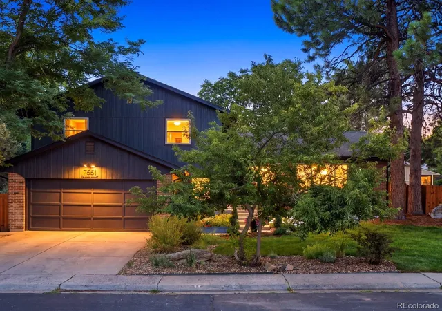 Photo 1 of Sale Pending at 7551 S Madison Cir, Centennial, CO 80122 | MLS# 3899662 | Listing updated on 2026-09-23