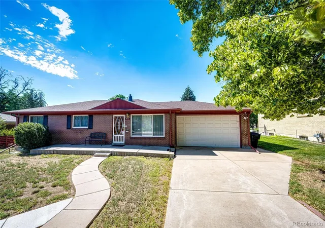 1st image of 3344 W Wagon Trail Dr, Englewood, CO 80110 | MLS# 7773119