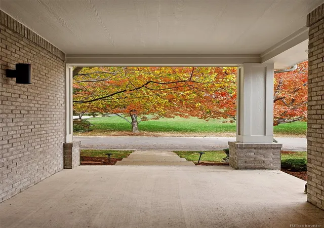 Photo 3 of Mansion for sale at 44 Golden Eagle Rd, Littleton, CO 80121 | MLS# 6706734 | Listing updated on 2026-10-28