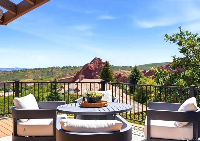 Photo 3 of Single family home for sale at 5931 Silver Thorn Run, Littleton, CO 80125 | MLS# 9384872 | Listing updated on 2026-09-22