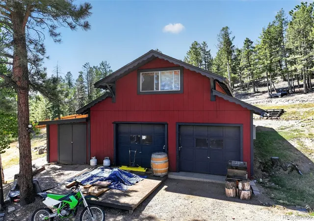 Photo 3 of Single family home for sale at 1089 Burland Dr, Bailey, CO 80421 | MLS# 1505884 | Listing updated on 2026-08-31