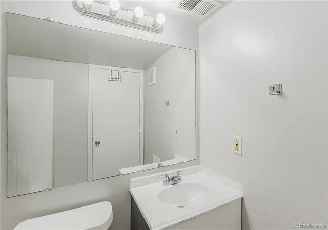 image of 920 S Dawson Wy, Aurora, CO 80012