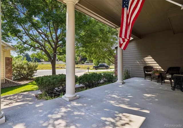 Photo 4 of Single family home for sale at 6142 Devinney Way, Arvada, CO 80004 | MLS# 3680493 | Listing updated on 2026-09-24