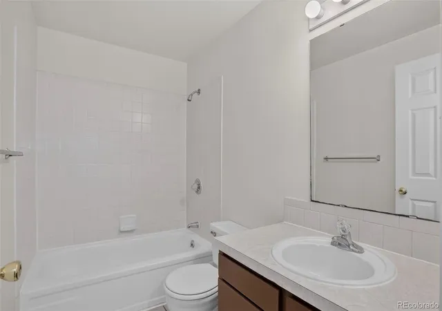 Photo 4 of Single family home for sale at 9-11 Birdsill Pl, Longmont, CO 80501 | MLS# 7203073 | Listing updated on 2026-08-14