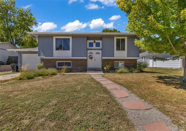 Photo 1 of Single family home for sale at 6869 Quay St, Arvada, CO 80003 | MLS# 3835372 | Listing updated on 2026-09-22