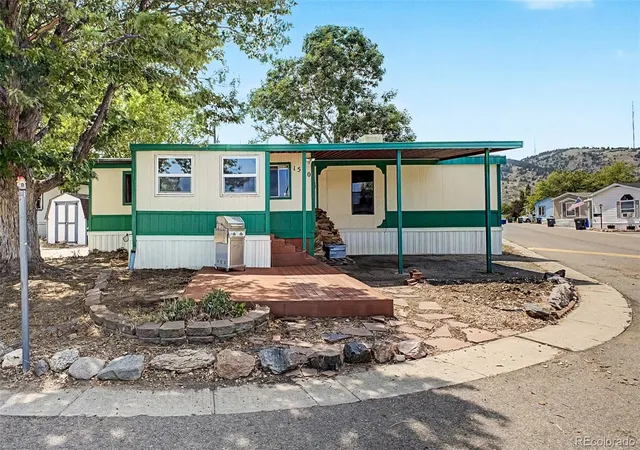 2nd image of 1510 E St, Golden, CO 80401 | MLS# 4085188