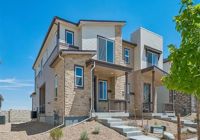 Photo 2 of Sale Pending at 21373 E 67th Avenue, Aurora, CO 80019 | MLS# 9738039 | Listing updated on 2026-09-08