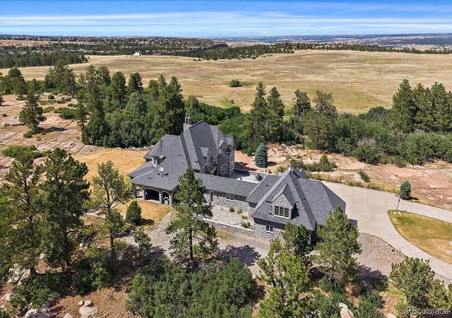 Photo 3 of Mansion for sale at 1175 Castle Pointe Dr, Castle Rock, CO 80104 | MLS# 1865772 | Listing updated on 2026-09-28