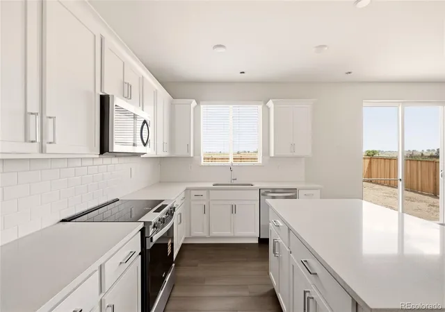 Photo 3 of Sale Pending at 25251 E Evans Dr, Aurora, CO 80018 | MLS# 6600292 | Listing updated on 2026-09-24