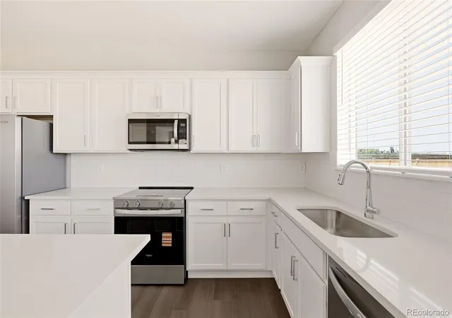 Photo 4 of Sale Pending at 25251 E Evans Dr, Aurora, CO 80018 | MLS# 6600292 | Listing updated on 2026-09-24