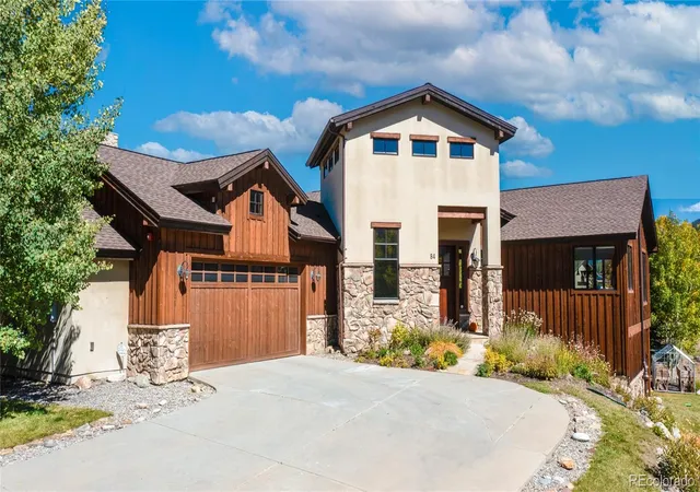 Photo 1 of Single family home for sale at 84 Snow Peak Ct, Dillon, CO 80435 | MLS# 9881928 | Listing updated on 2026-08-18