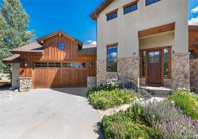 Photo 2 of Single family home for sale at 84 Snow Peak Ct, Dillon, CO 80435 | MLS# 9881928 | Listing updated on 2026-08-18