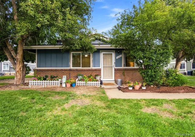 Townhouse for sale at 1282 S Uvalda St, Aurora, CO 80012 | MLS# 4231541