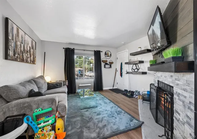 Photo 4 of Condo for sale at 195 S Sable Blvd #U11, Aurora, CO 80012 | MLS# 8208915 | Listing updated on 2026-07-24