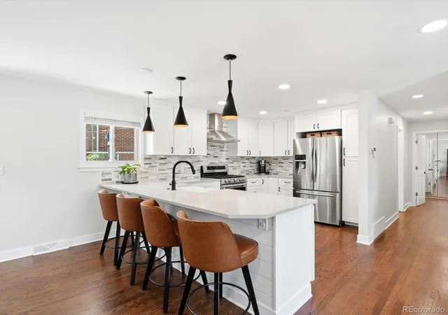 Photo 4 of Sale Pending at 1700 S Irving St, Denver, CO 80219 | MLS# 6161730 | Listing updated on 2026-08-12