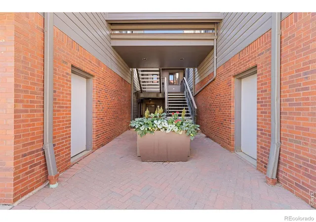 3rd image of 836 Walnut St #A, Boulder, CO 80302 | MLS# IR1064831