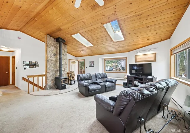 Photo 5 of Single family home for sale at 46 Bay Ln, Bailey, CO 80421 | MLS# 2324882 | Listing updated on 2026-08-09