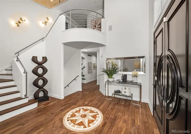 Photo 3 of Single family home for sale at 6072 S Paris St, Englewood, CO 80111 | MLS# 5950763 | Listing updated on 2026-08-20
