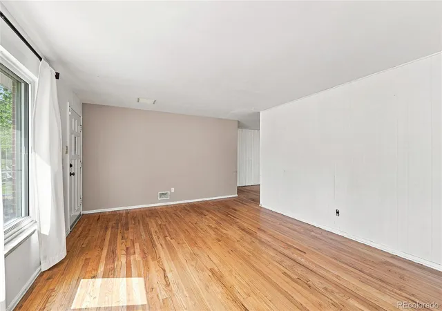 Photo 4 of Single family home for sale at 2541 Billings St, Aurora, CO 80011 | MLS# 6484653 | Listing updated on 2026-10-19
