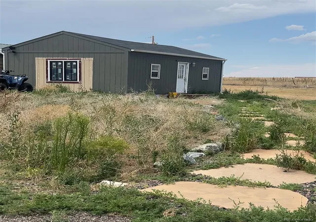 20th image of 1570 S Cr 129, Bennett, CO 80102 | MLS# 3899826