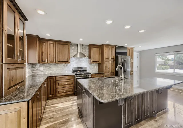 1st image of 1565 S Otis St, Lakewood, CO 80232 | MLS# 4265380