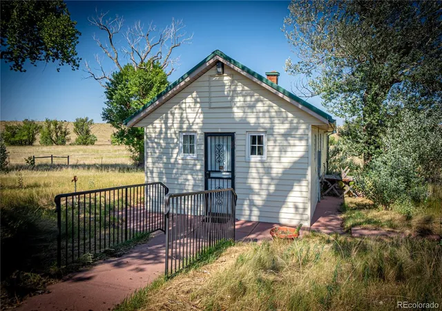 Photo 3 of Single family home for sale at 44990 Coal Crk, Parker, CO 80138 | MLS# 2181551 | Listing updated on 2026-09-18